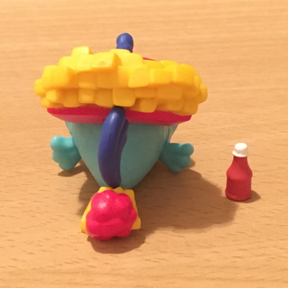 LPS Hungry Pets Wave 3 French Fries Blue Fish Fry - Picture 4 of 5